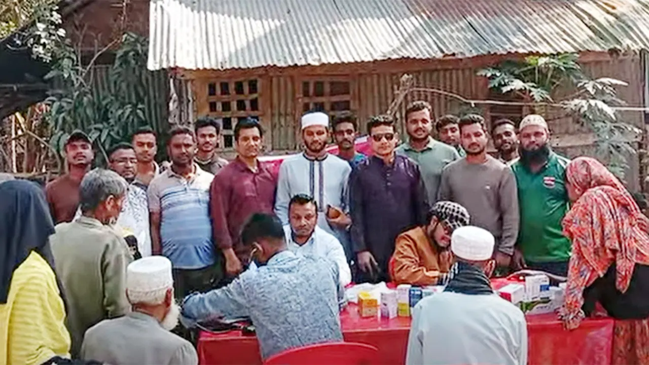 রাজাপুরে ছাত্রদলের ফ্রি মেডিকেল ক্যাম্প