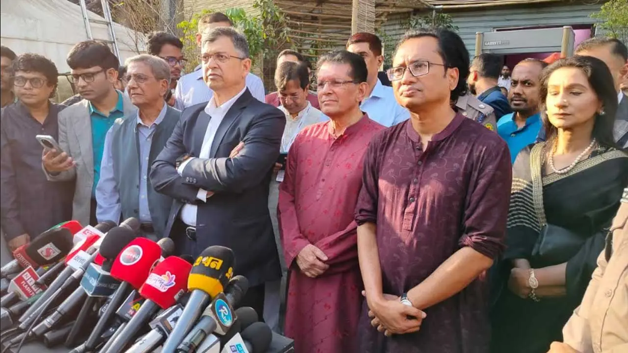 প্রথম আলো-ডেইলি স্টারে আগুন : তদন্ত শেষ করে চার্জশিট দাখিলের নির্দেশ