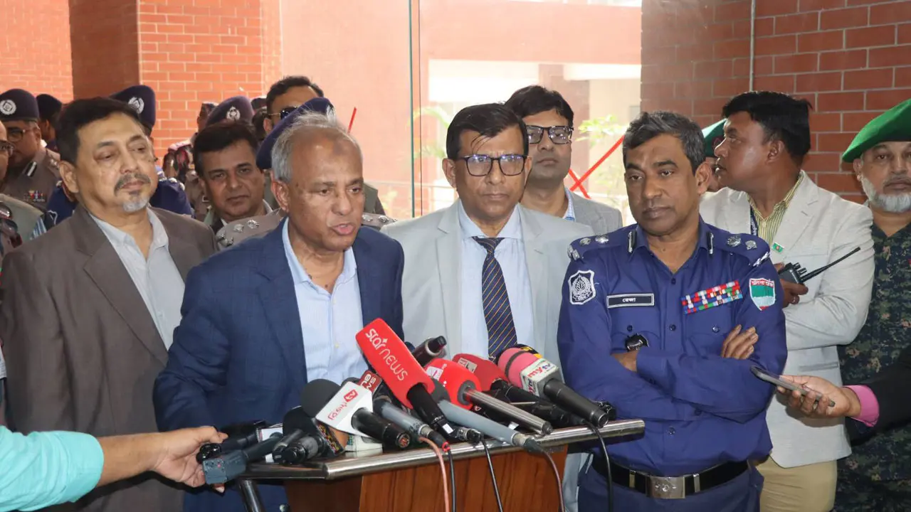 ফ্যাসিবাদের করুণ পরিণতির কথা মাথায় রেখে দায়িত্ব পালনের নির্দেশ