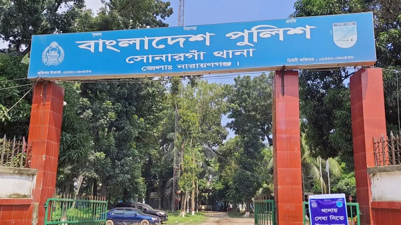 জমি থেকে ইটভাটায় মাটি নেওয়া নিয়ে সংঘর্ষ, আহত ২০