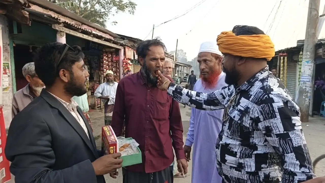 প্রতিমন্ত্রী হলেন ব্যারিস্টার পুতুল,এলাকায় মিষ্টি বিতরণ