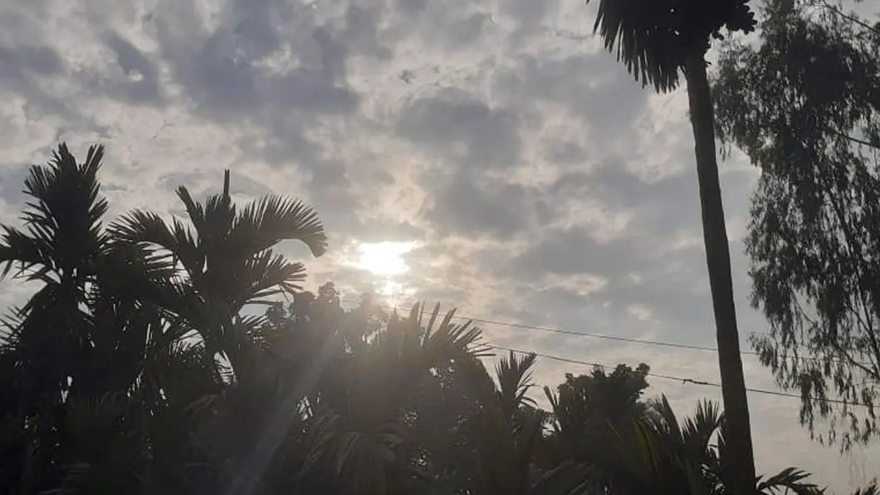 নেই বৃষ্টির সম্ভাবনা, বাড়তে পারে তাপমাত্রা