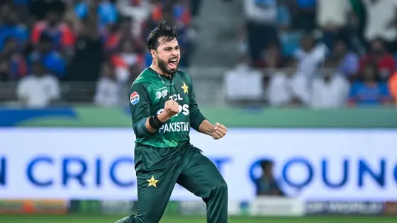 ‘ফাহিমকে ফিল্ডিং অলরাউন্ডার বানিয়ে ফেলেছে পাকিস্তান’