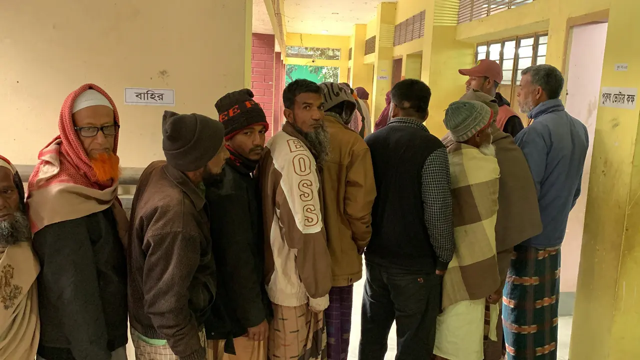 রাজশাহীতে সাড়ে ছয় ঘণ্টায় ভোট পড়েছে ৪৬.৮৩ শতাংশ