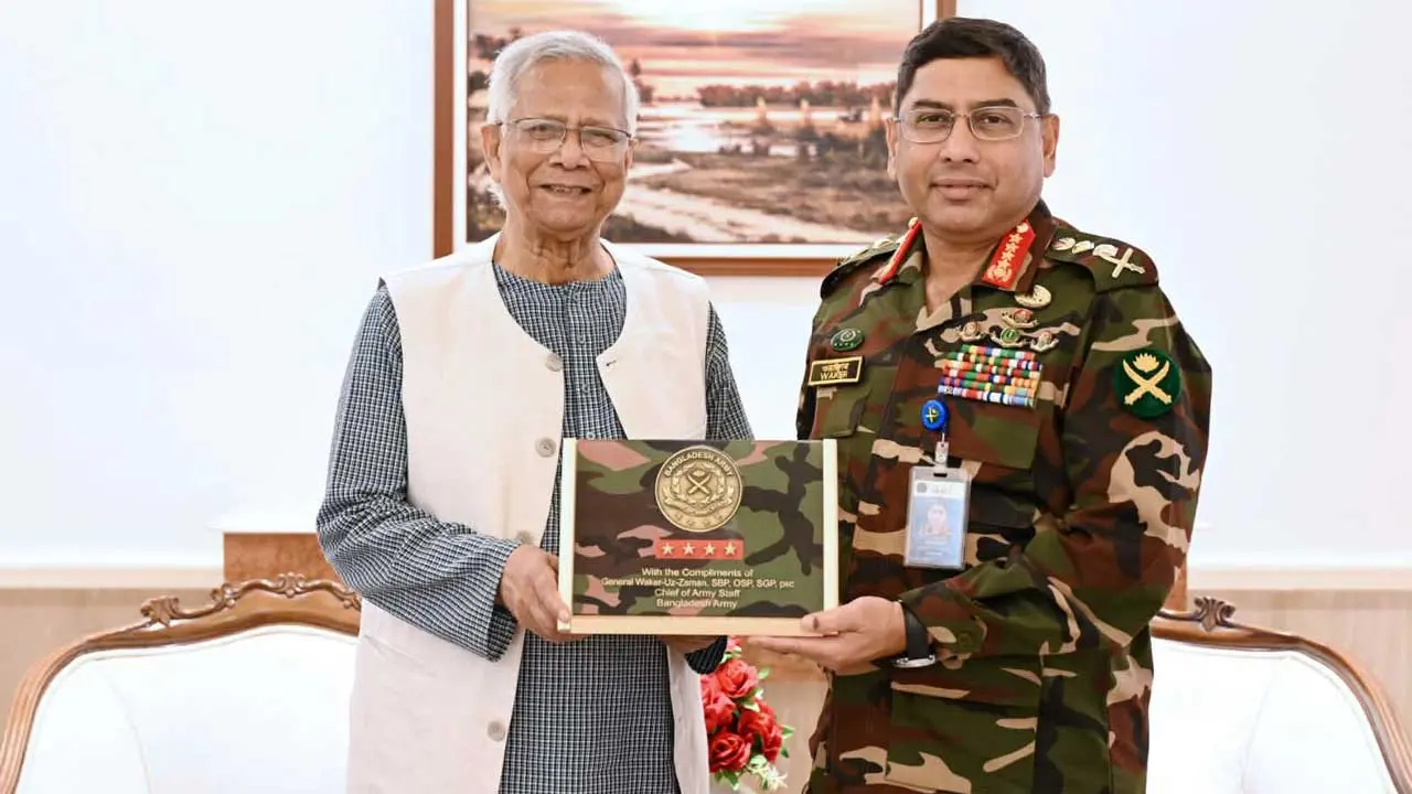 প্রধান উপদেষ্টার সঙ্গে সেনাপ্রধানের সাক্ষাৎ