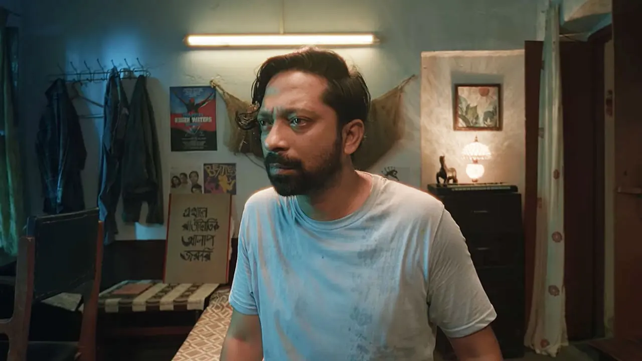 মুক্তি পেল ‘এখানে রাজনৈতিক আলাপ জরুরি’