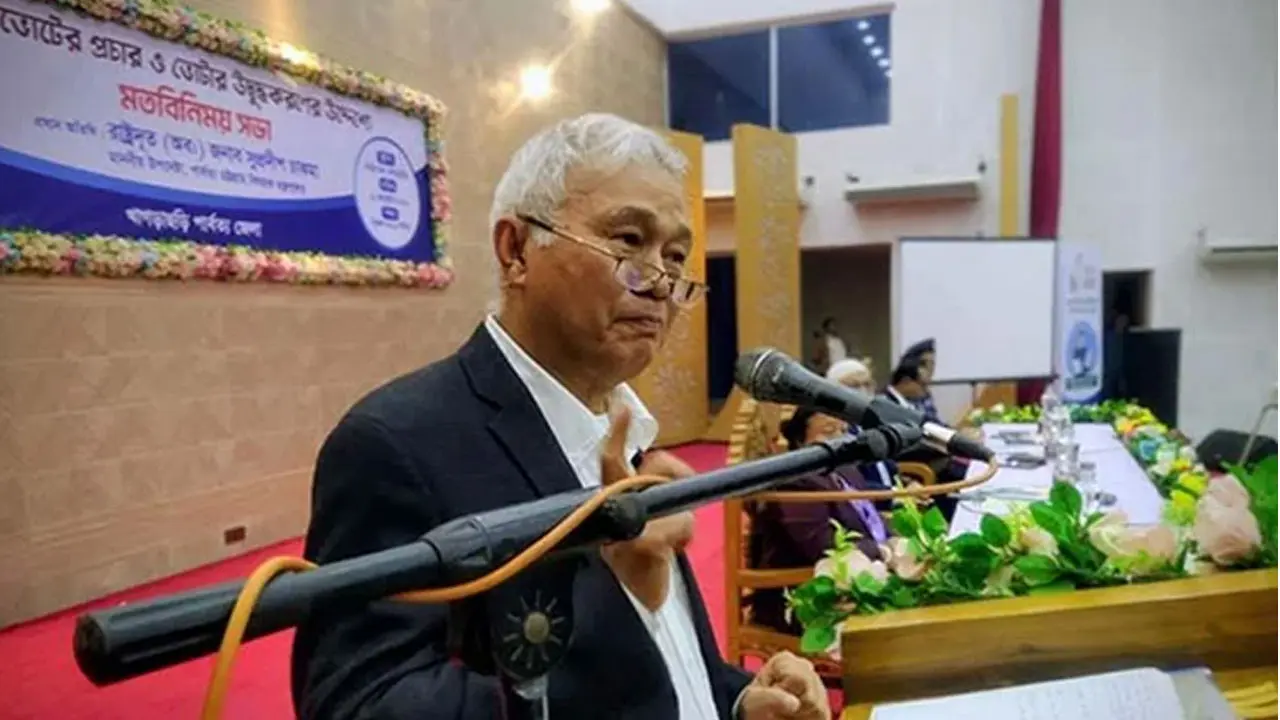 সংবিধান বিকৃতি রোধে আমরা চাই একটি স্থায়ী পরিবর্তন : পার্বত্য উপদেষ্টা