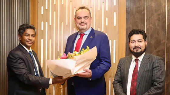 ঢাকায় এসেছেন নতুন মার্কিন রাষ্ট্রদূত