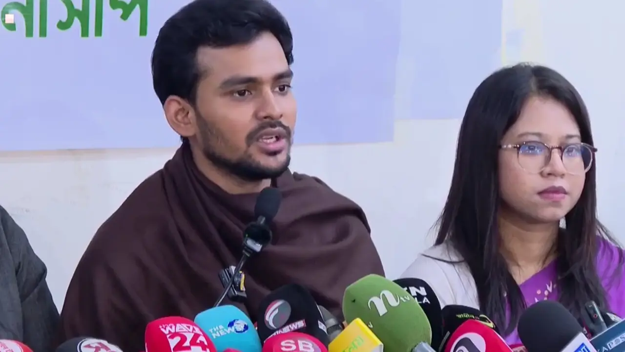 ব্যবসায়ীরা নয়, জনগণের কাছে দায়বদ্ধ থাকতে চাই : আসিফ মাহমুদ