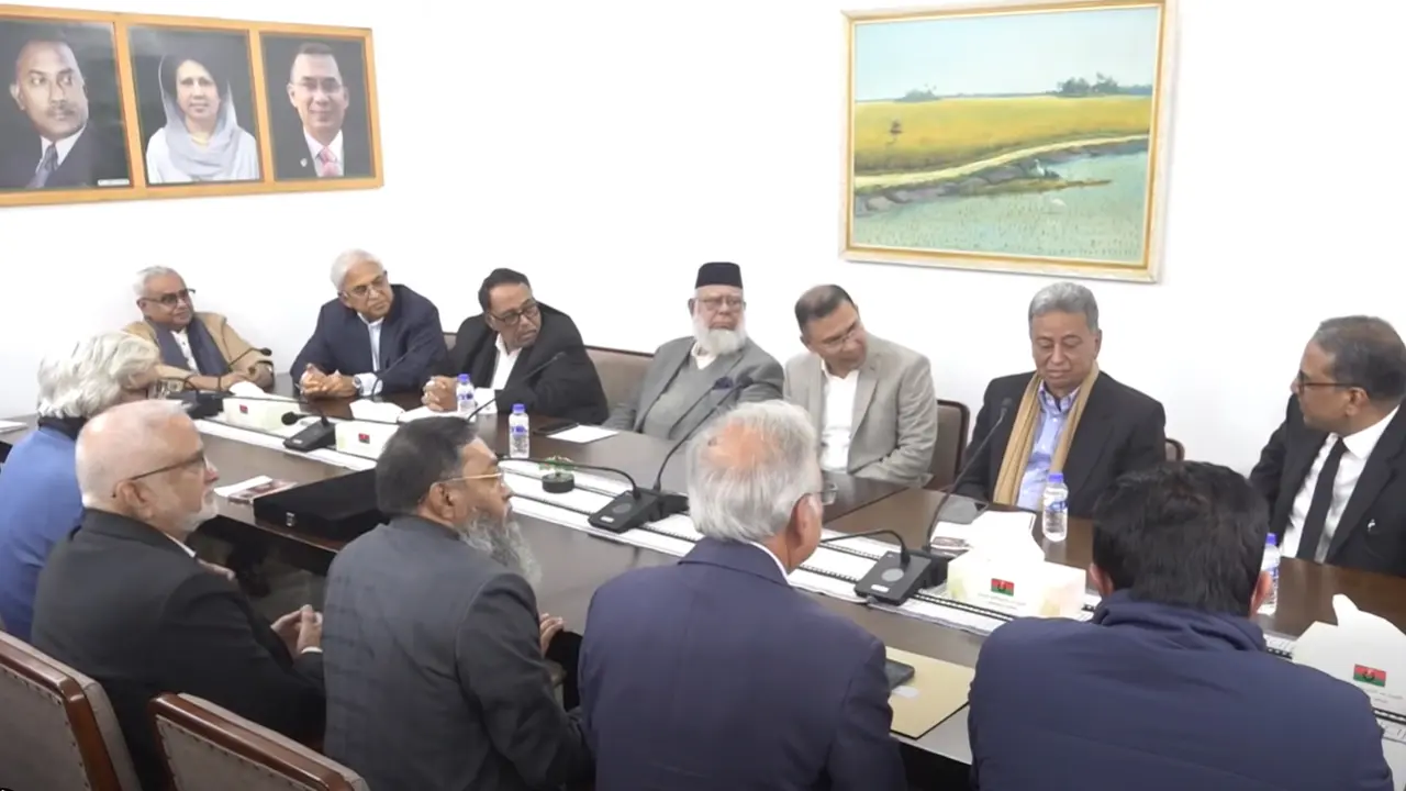 ব্যবসায়ীদের সমস্যা শুনে সমাধানের প্রতিশ্রুতি তারেক রহমানের