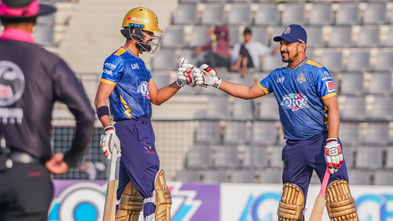 ‘বুড়ো’ নাসিরের রেকর্ডগড়া ফিফটি, টানা পঞ্চম হার নোয়াখালীর