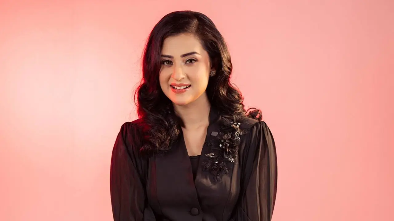 সাইবার ক্রাইম বিভাগের সহযোগিতা চাইলেন বুবলী