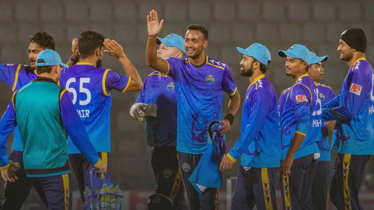 নতুন ক্রিকেটার আনছে চট্টগ্রাম, চিন্তা নেই পারিশ্রমিক নিয়েও