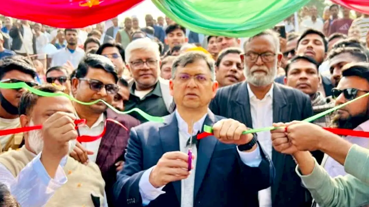 দেশে স্কুলের সংখ্যা বাড়াতে হবে : সালাহউদ্দিন আহমদ
