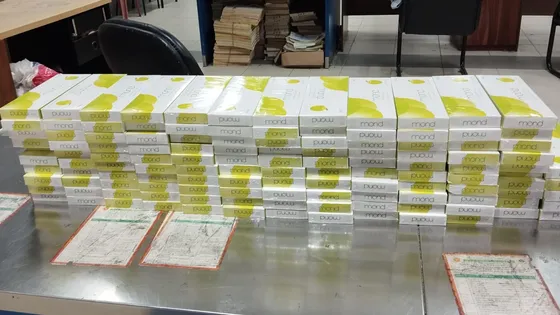 চট্টগ্রাম বিমানবন্দরে ৩০ লাখ টাকার অবৈধ সিগারেট জব্দ