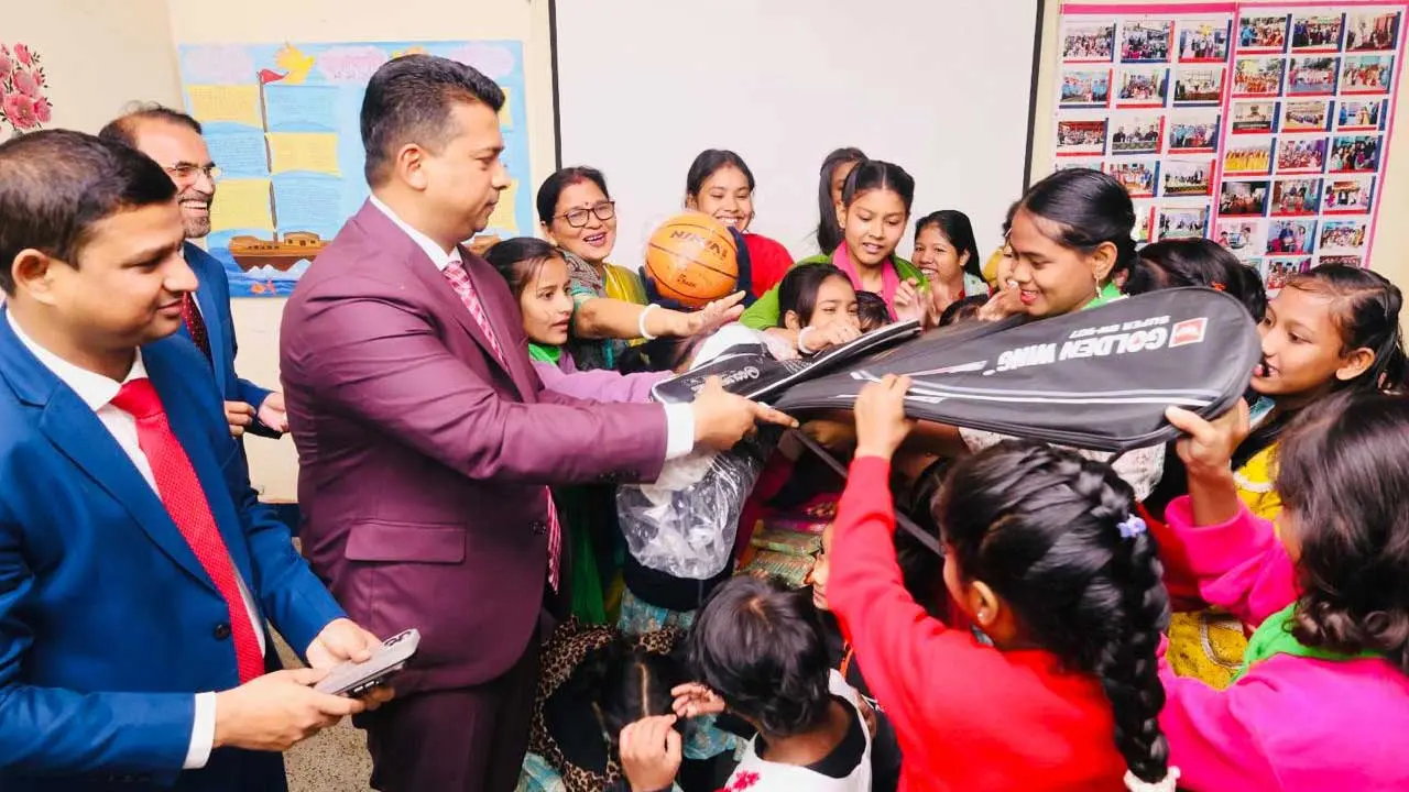 উপলব্ধি'র কার্যক্রম দেখে ভূয়সী প্রশংসা করলেন ডিসি