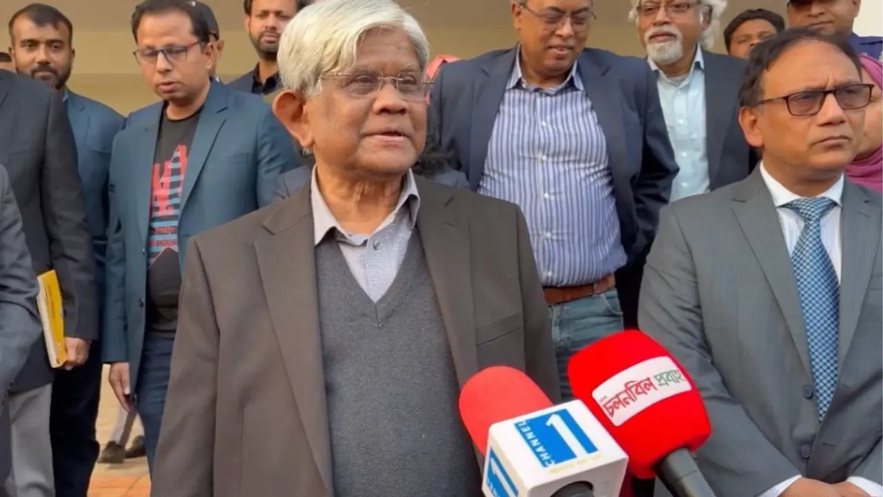 নতুন পে-স্কেল নিয়ে সরকারি চাকরিজীবীদের ধৈর্য ধরার আহ্বান অর্থ উপদেষ্টার