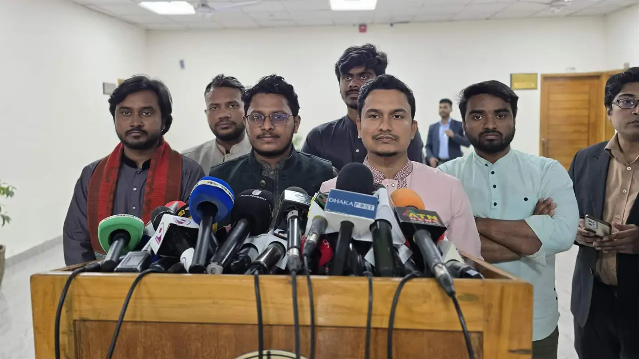 জাতীয় পার্টির নিবন্ধন বাতিল ও নির্বাচনে অযোগ্য ঘোষণার দাবি