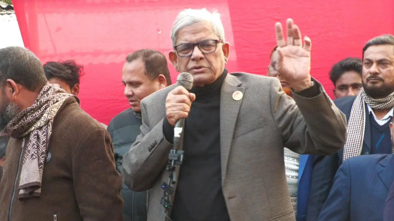 হাসিনা আপা চলে গেছেন ভারতে, কর্মী-সমর্থকদের পাশে আমরা আছি