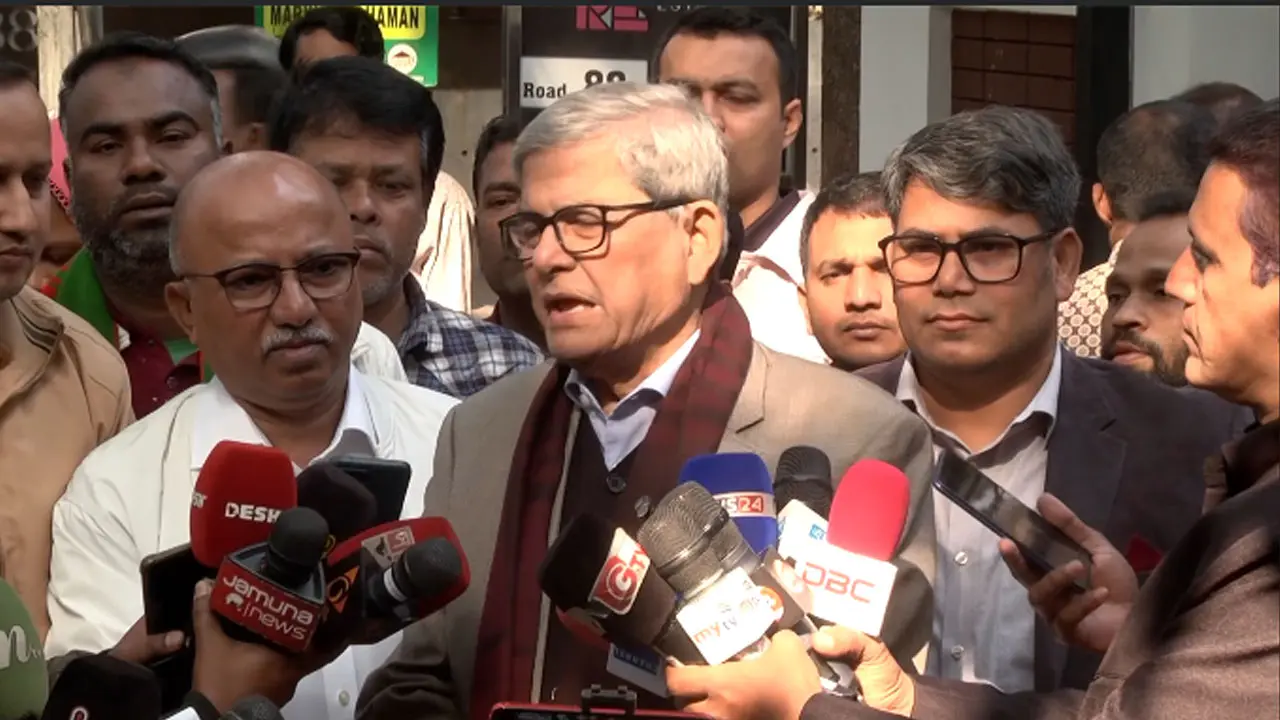 খালেদা জিয়ার জানাজায় মানুষের ঢল, ‘ভালোবাসার প্রতিফলন’ বললেন মির্জা ফখরুল