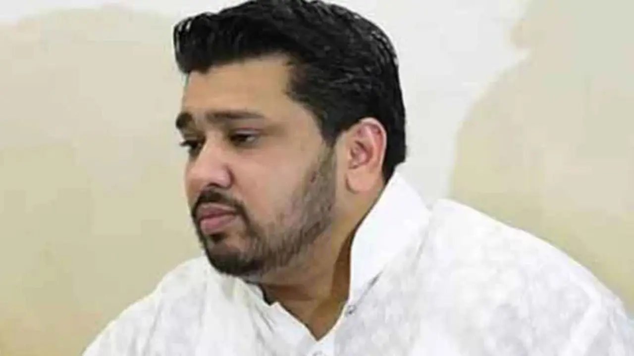 ট্রাইব্যুনালে সাক্ষ্য দিচ্ছেন হুম্মাম কাদের চৌধুরী