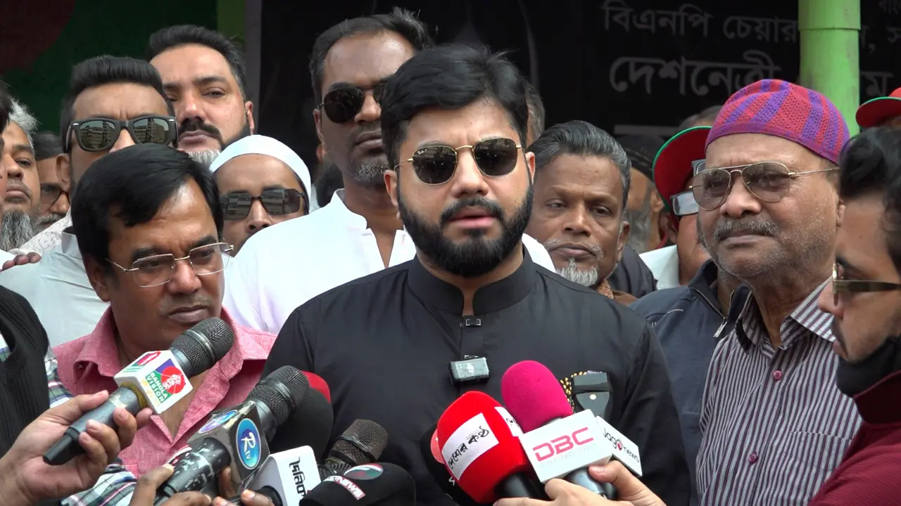 পুরান ঢাকার সমস্যার স্থায়ী সমাধানের প্রতিশ্রুতি ইশরাকের
