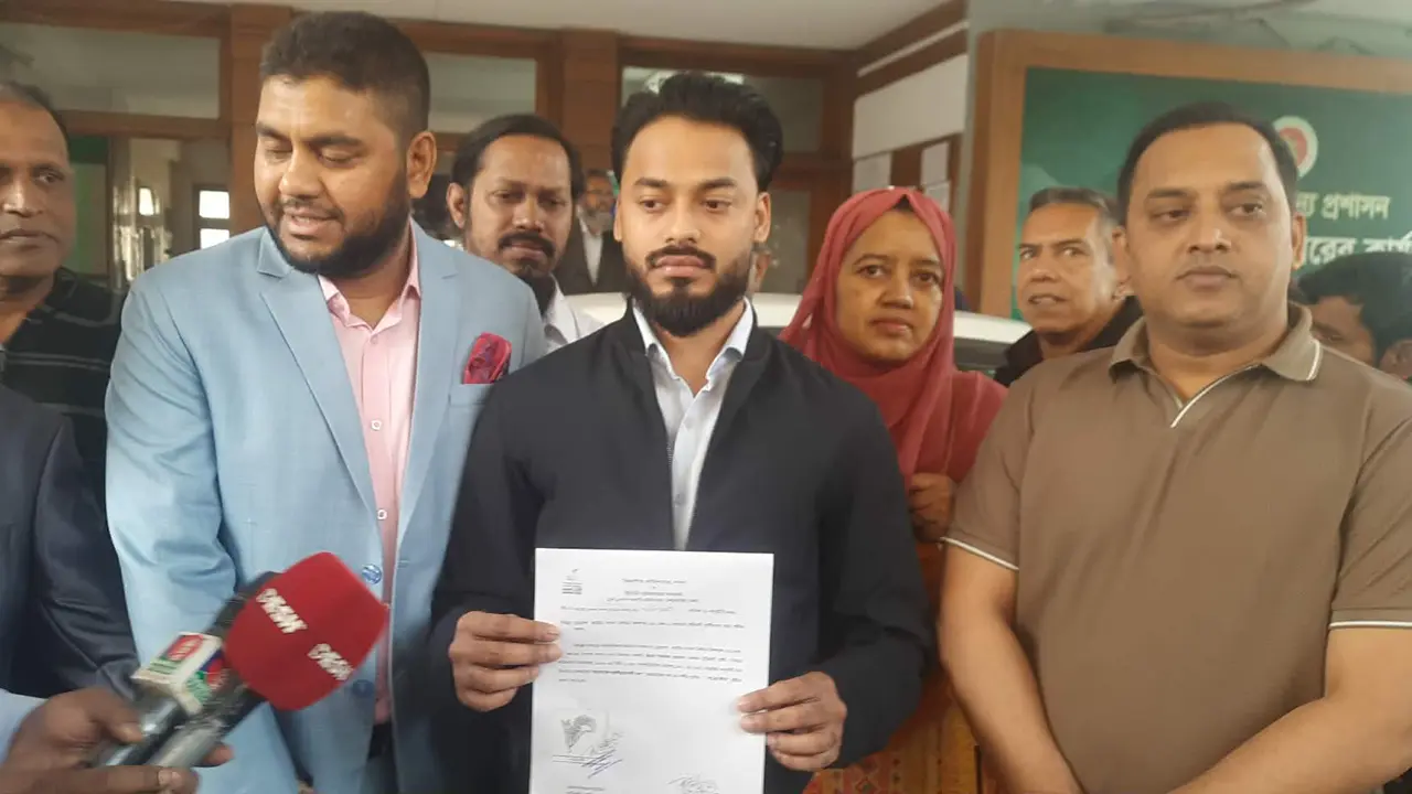 ঢাকা-৬ আসন : ধানের শীষ প্রতীক পেলেন ইশরাক হোসেন