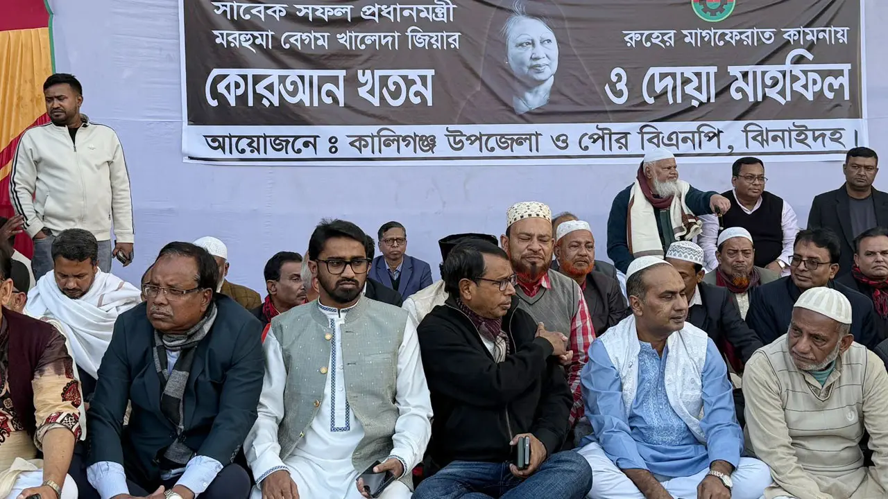 আপসহীন নেত্রীর স্বপ্ন পূরণে কাজ করতে চাই : রাশেদ খাঁন