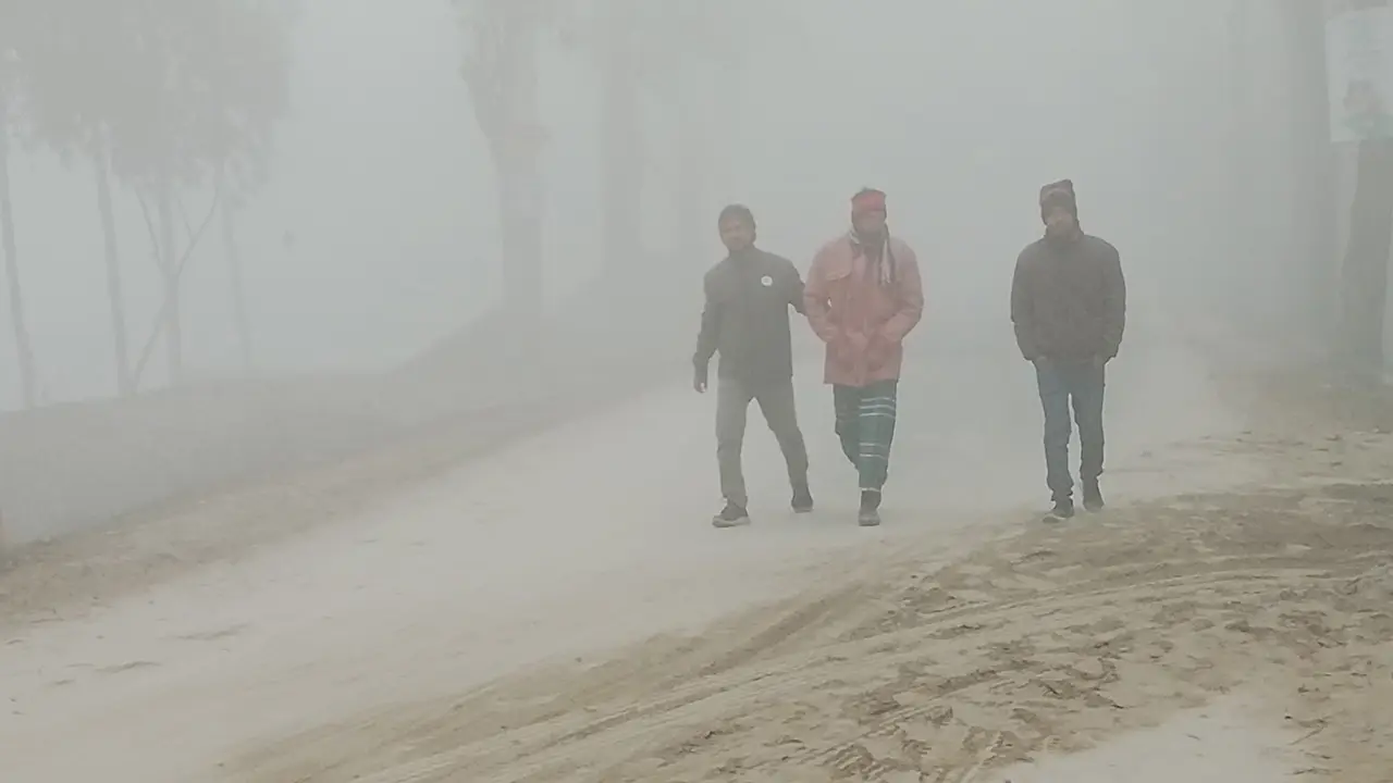মৃদু শৈত্যপ্রবাহে হাড়কাঁপানো শীত, কুড়িগ্রামে স্থবির জনজীবন