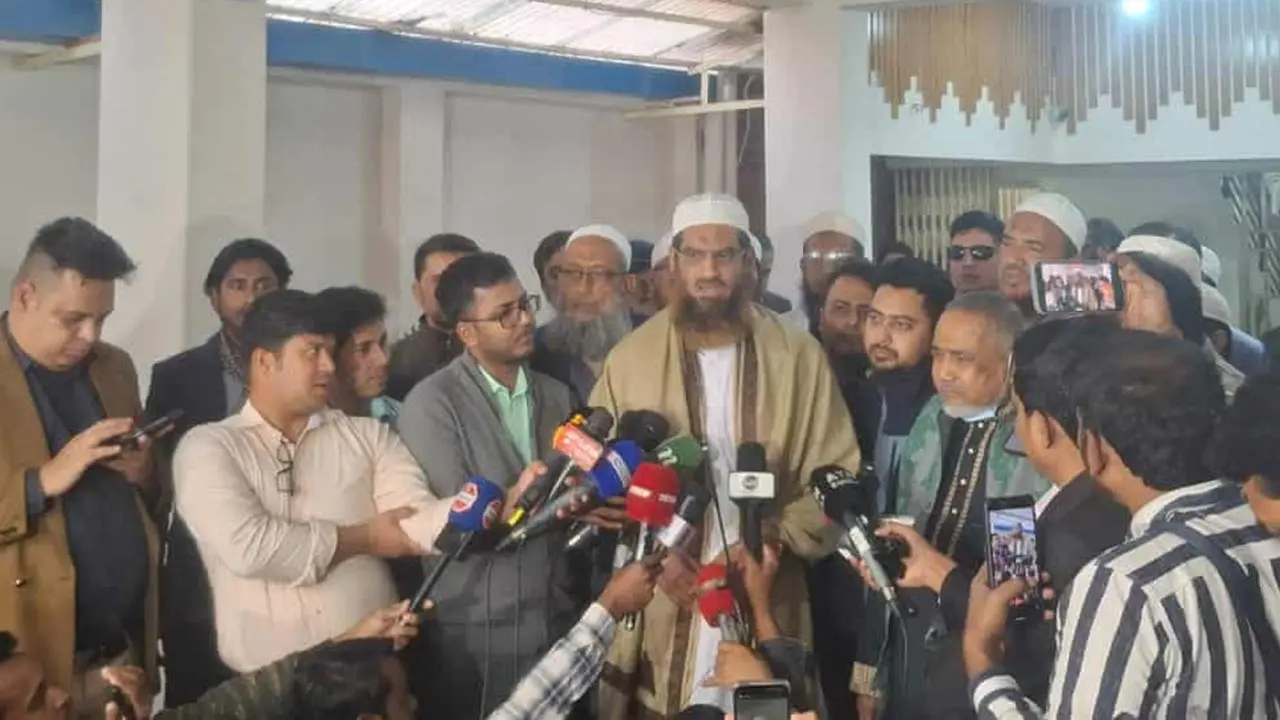 ইসলামী আন্দোলনকে রেখেই চূড়ান্ত প্রার্থী ঘোষণা করার আশা করছি : মামুনুল হক