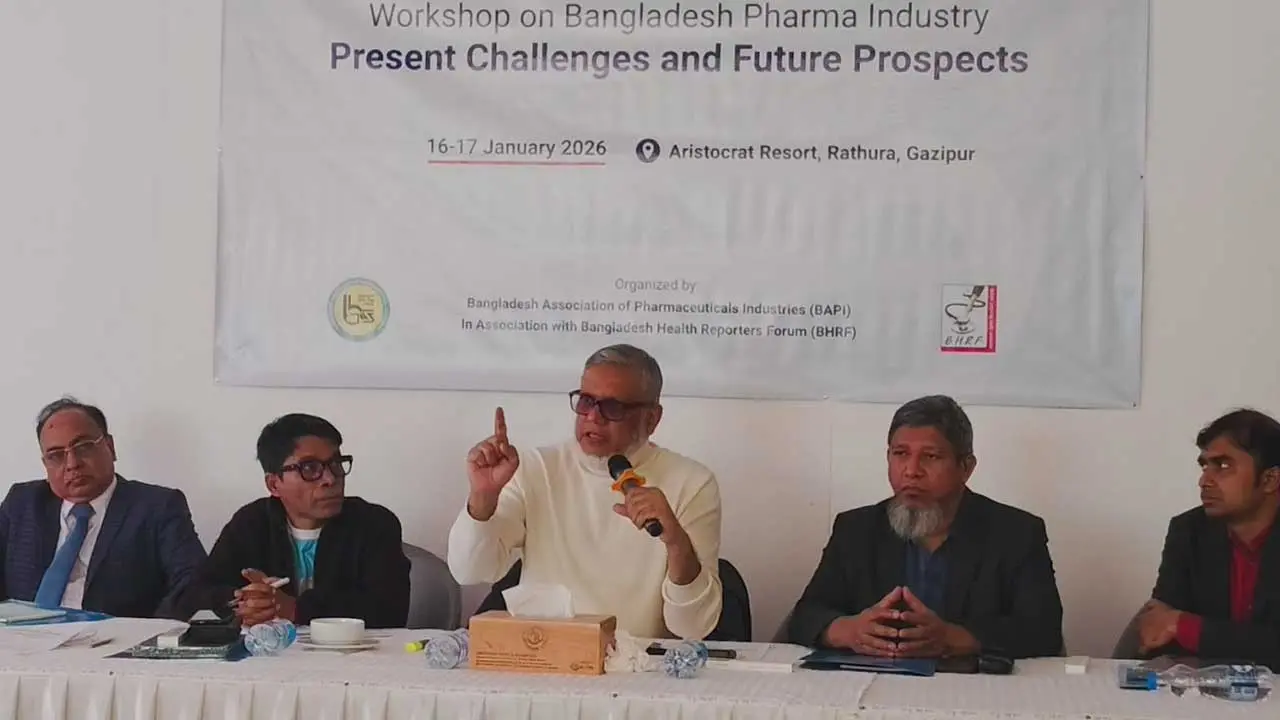 আলোচনা ছাড়াই অত্যাবশ্যকীয় ওষুধের তালিকা বৃদ্ধি ও দাম নির্ধারণ হয়েছে