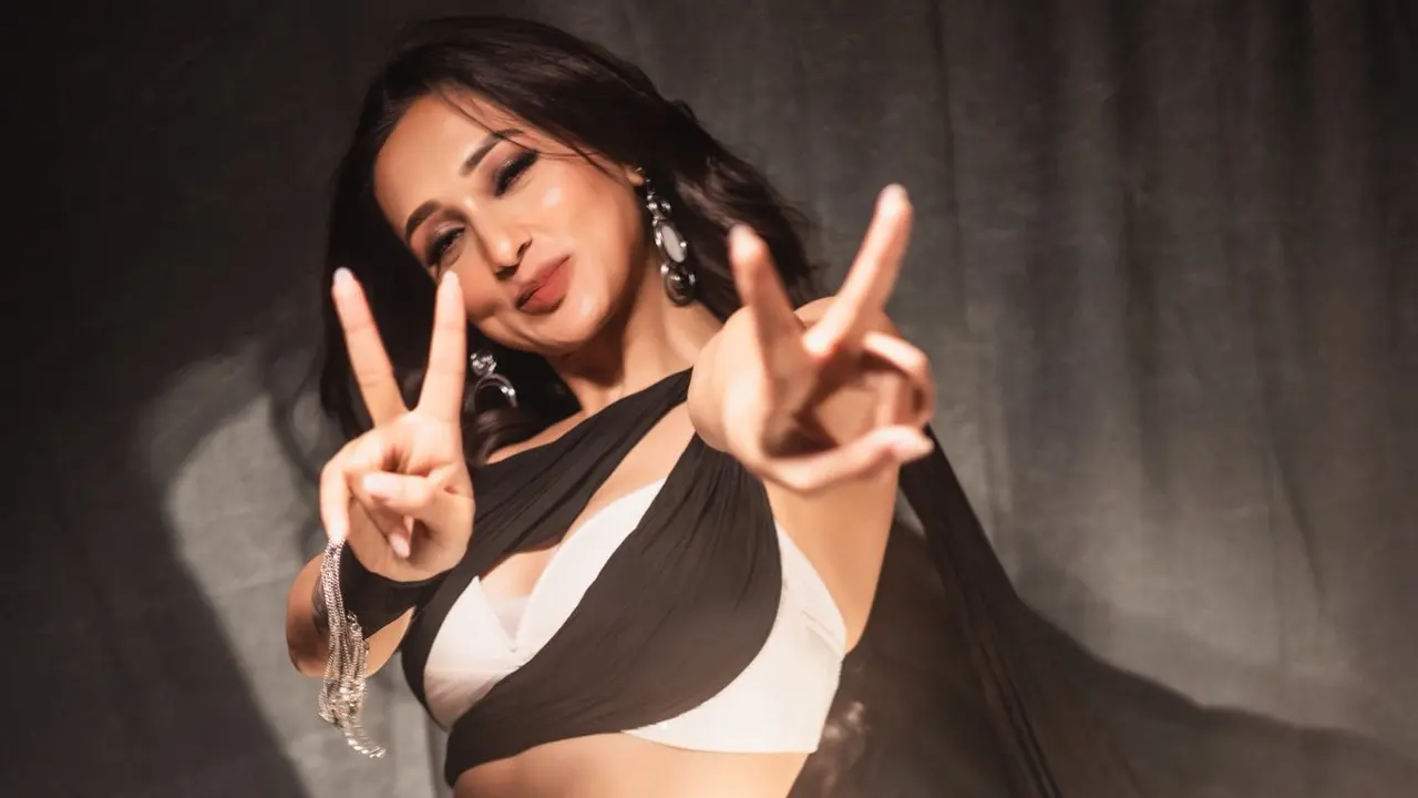 ‘আপনাদের ভালোবাসা চাই’