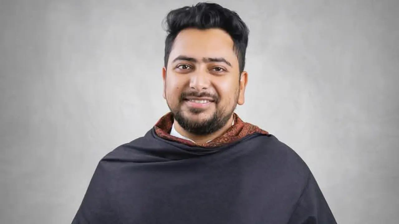 ভয় পেয়ে একটি বড় দল আতঙ্ক ছড়াচ্ছে : নাহিদ ইসলাম