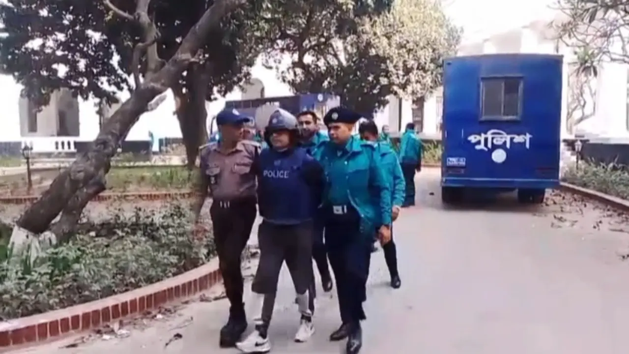 ইন্টারনেট বন্ধের নির্দেশ দেননি পলক, আন্দোলনকারীদের প্রতি সংবেদনশীল ছিলেন
