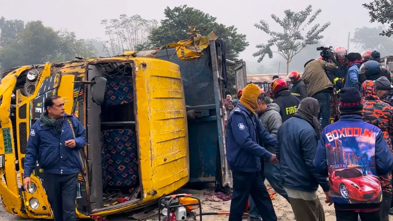 আহত রায়হানের বিচ্ছিন্ন দুটি পা পাওয়া যাচ্ছে না