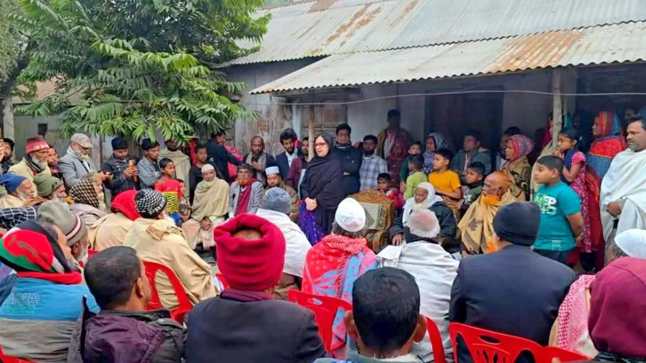 আমি দল ছেড়ে যাইনি, এলাকার মানুষকেও ছাড়িনি : রুমিন ফারহানা