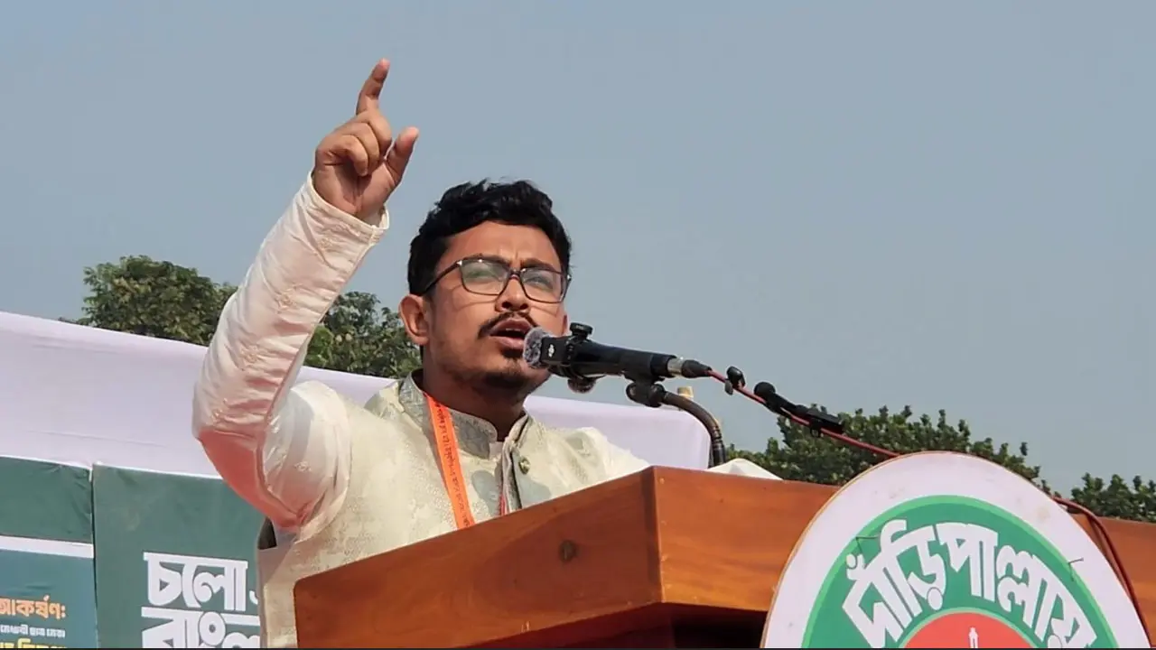প্রশাসনের পক্ষপাতদুষ্ট অবস্থানের ফলে পাটওয়ারীর ওপর সন্ত্রাসী হামলা হয়েছে