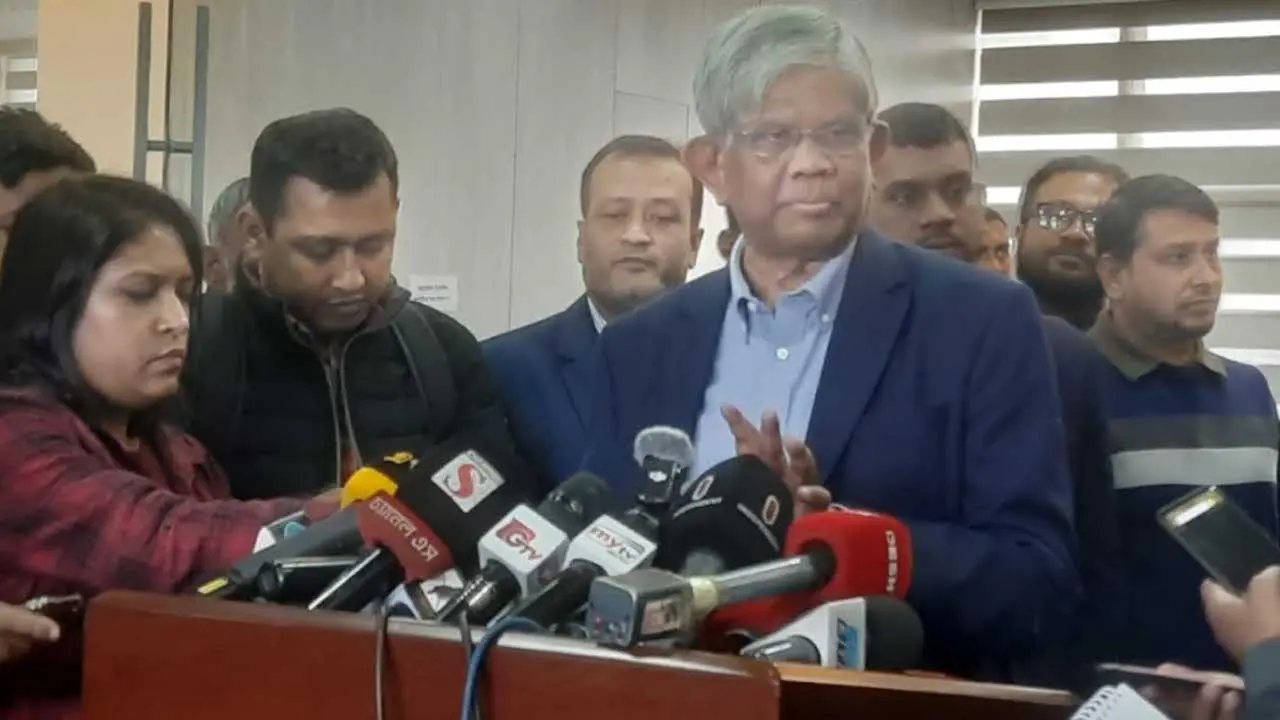 ভারতের সঙ্গে উত্তেজনার প্রভাব দেশের অর্থনীতিতে পড়বে না : অর্থ উপদেষ্টা