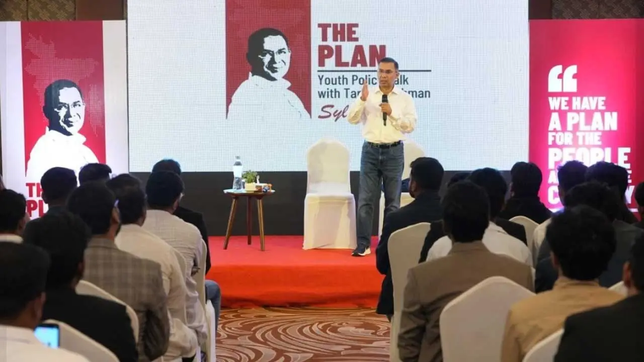 গণতন্ত্র কেবল জাতীয় পর্যায়ে নয়, স্থানীয় সরকারেও কার্যকর করতে হবে