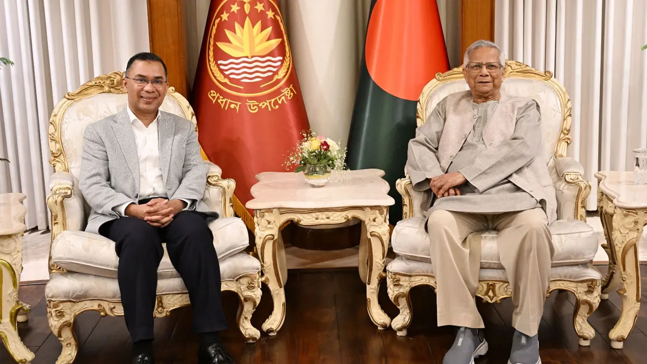 প্রধান উপদেষ্টার সঙ্গে প্রায় ২ ঘণ্টা সাক্ষাৎ তারেক রহমানের