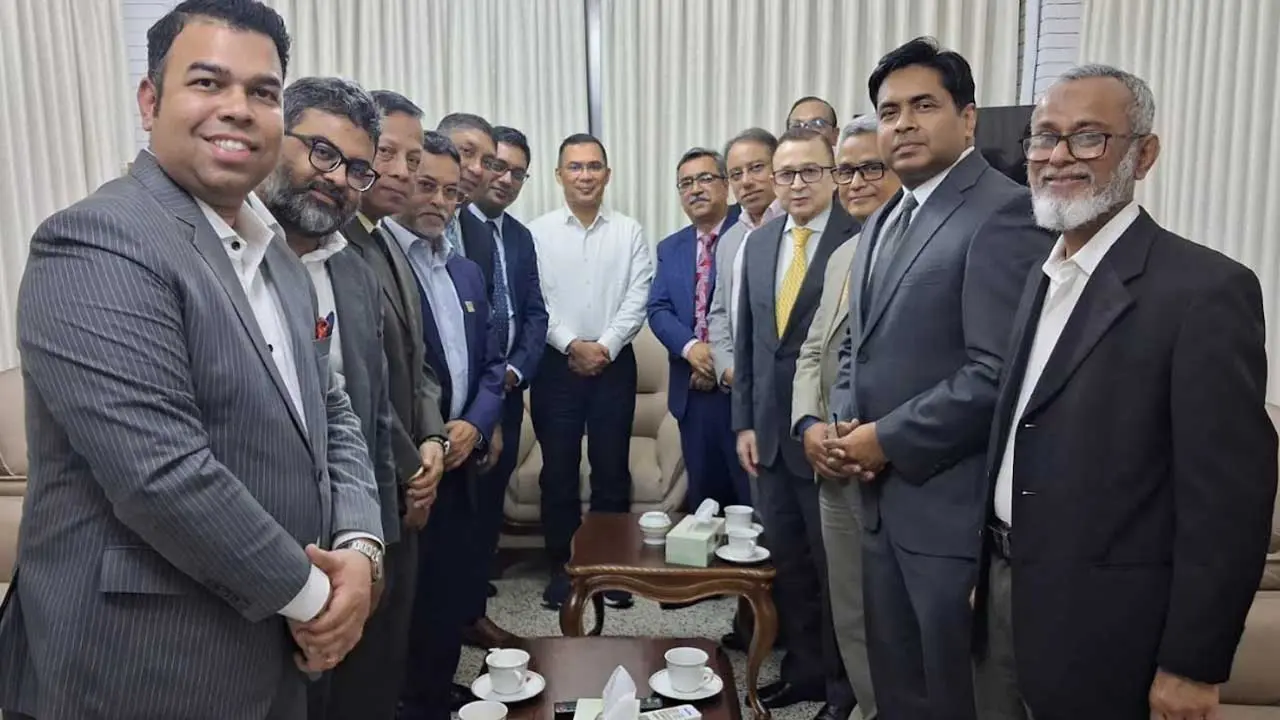 অংশীজনদের থেকে পুঁজিবাজারের সমস্যা শুনে সমাধানের আশ্বাস তারেক রহমানের