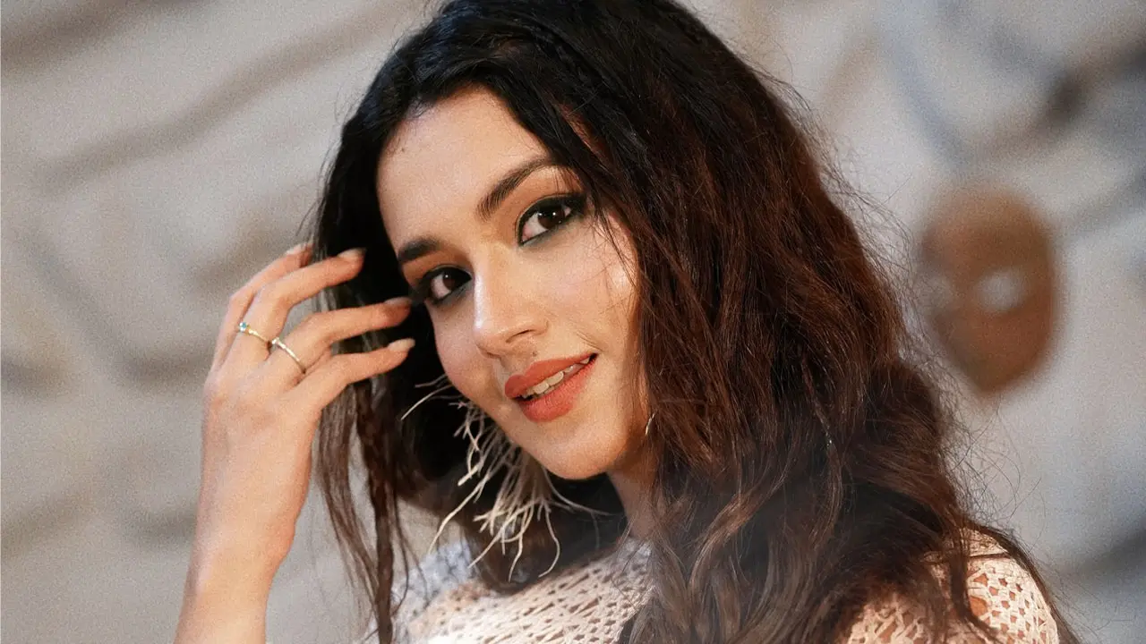 কখনো ঢাকা আসেননি তাদের খোঁজ জানতে চাইলেন ফারিণ!