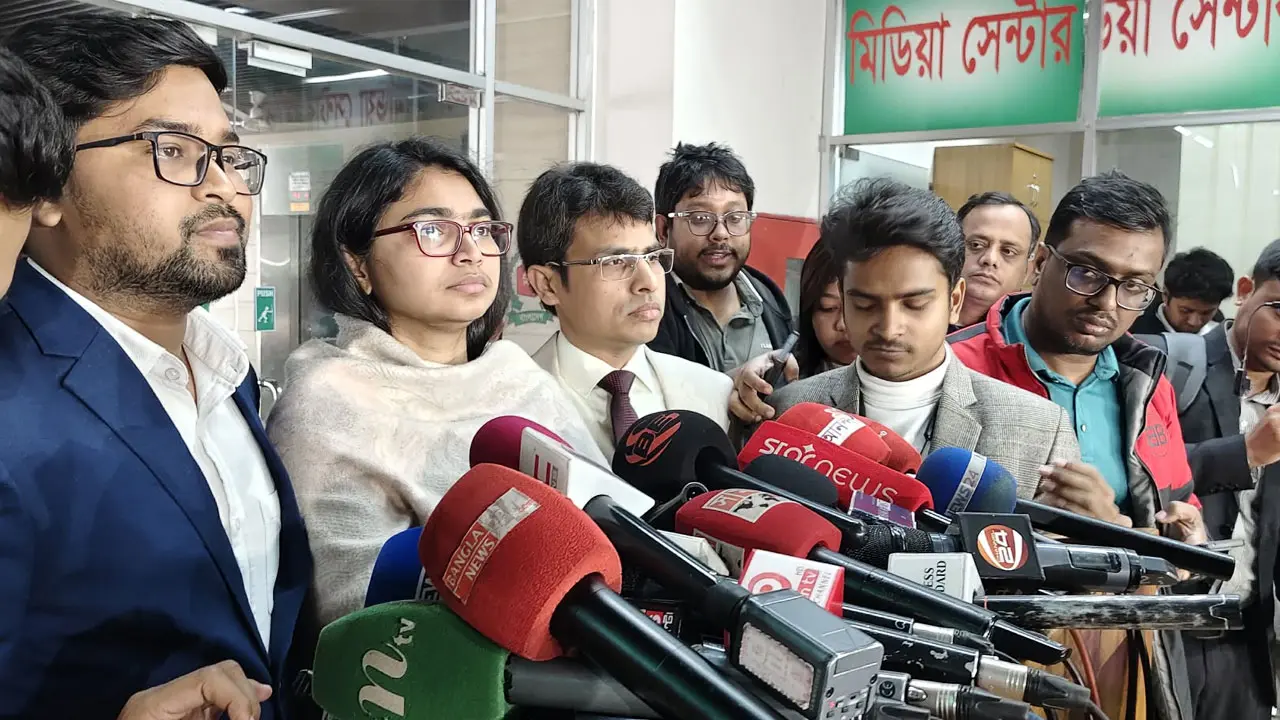 ঢাকা-৯ আসনে ফুটবল প্রতীকে নির্বাচন করতে চান তাসনিম জারা