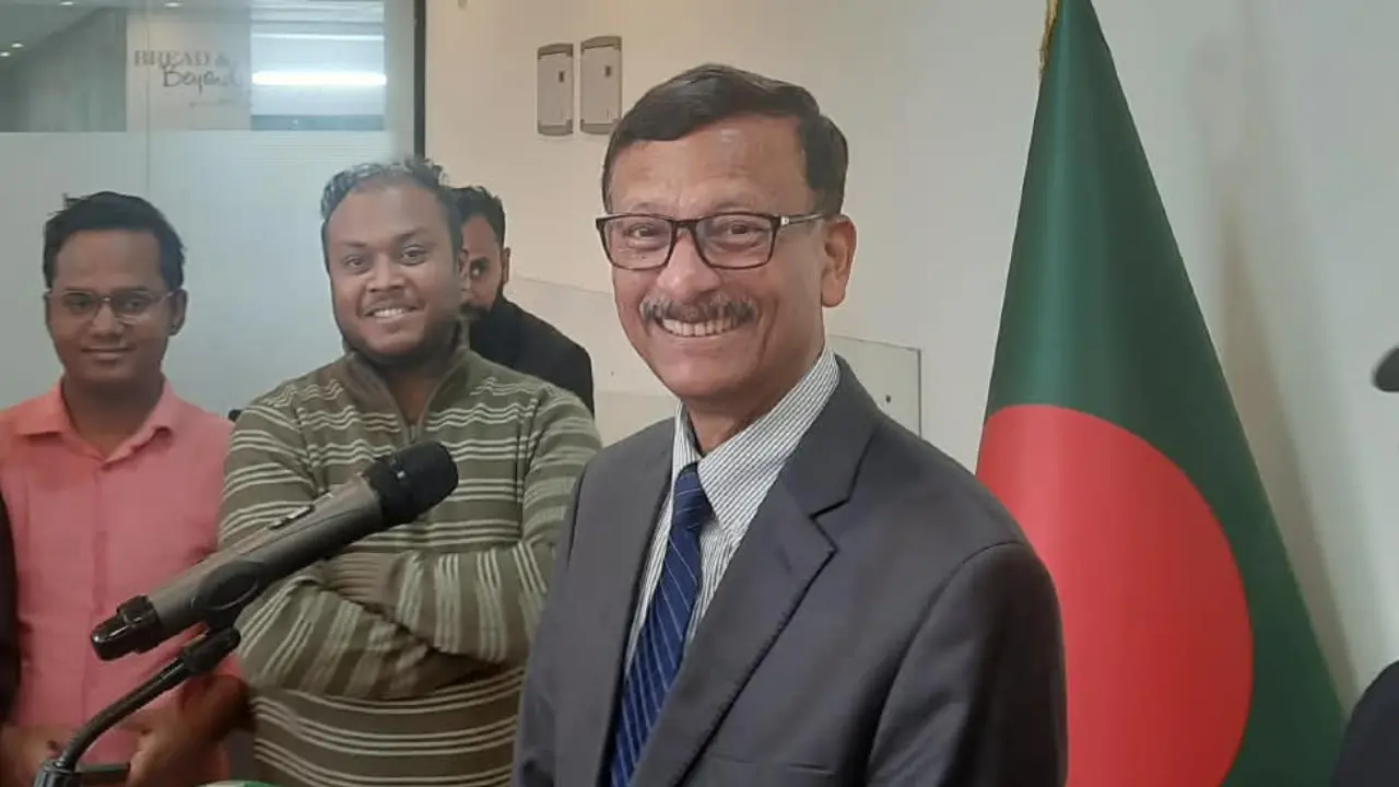 ভারতের ‘নন-ফ্যামিলি’ পোস্টিংয়ের কারণ খুঁজে পাচ্ছেন না পররাষ্ট্র উপদেষ্টা