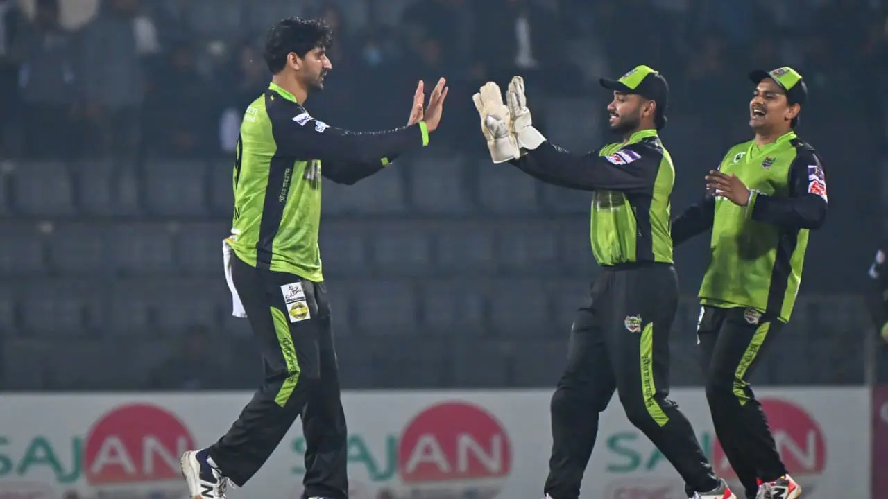 ঢাকাকে হারিয়ে রাজশাহীকে টপকে গেল সিলেট