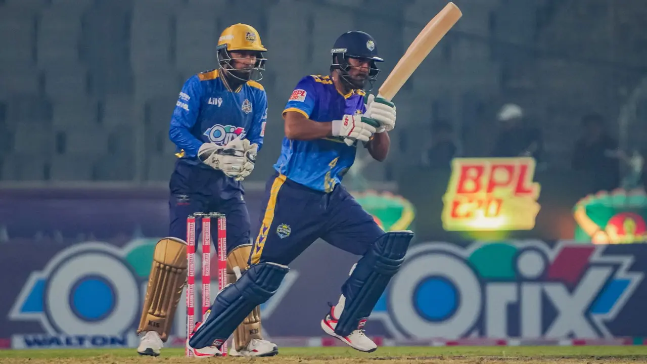 জয় দিয়ে আসর শেষ করল ঢাকা