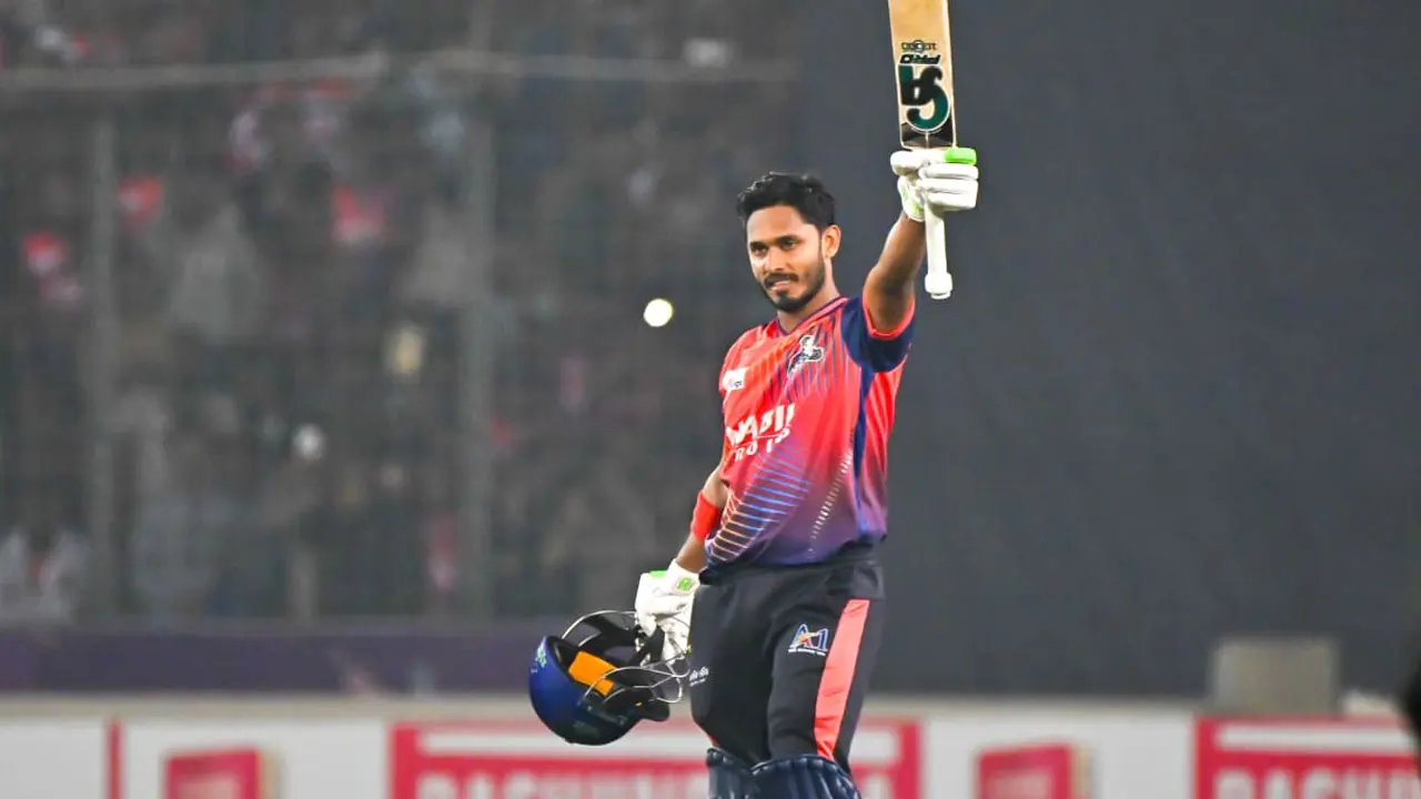 বিপিএলে সর্বোচ্চ সেঞ্চুরির রেকর্ড গড়লেন তামিম