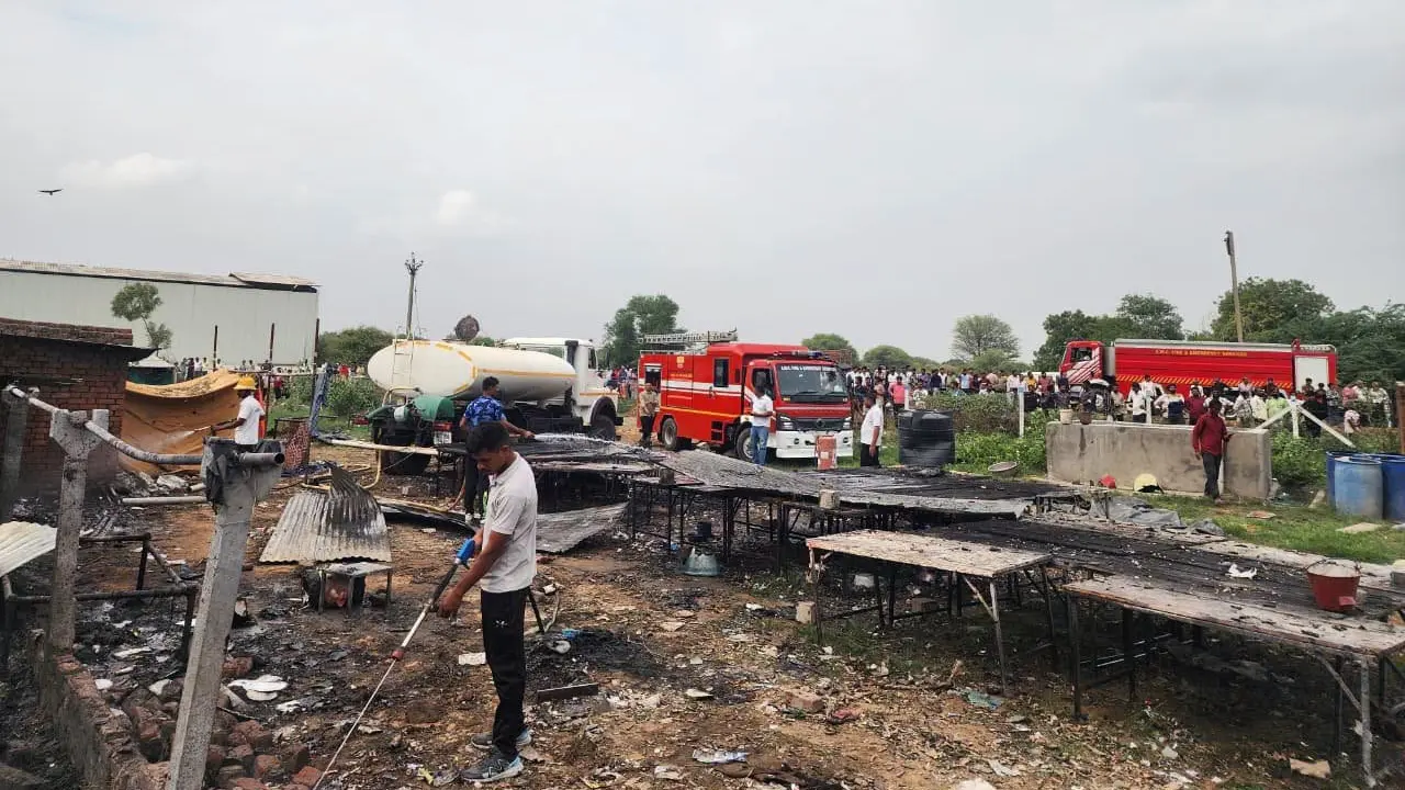 ভারতে আতশবাজি কারখানায় ভয়াবহ বিস্ফোরণ, নিহত ৮