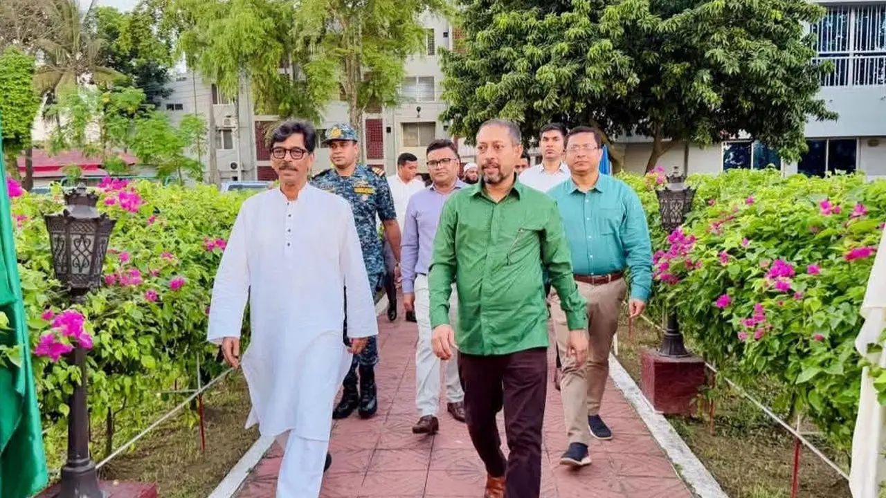 ব্লু ইকোনমির বিকাশে বিশ্বমানের মেরিন পেশাজীবী গড়ে তুলতে হবে