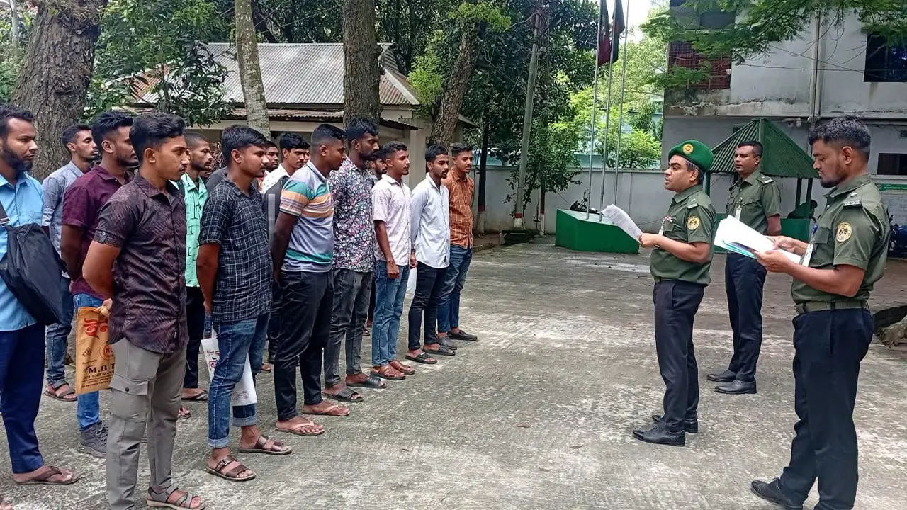 দক্ষ জনশক্তি গড়তে আনসার-ভিডিপির প্রশিক্ষণার্থী বাছাই সম্পন্ন